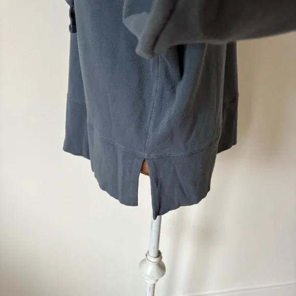ALO YOGA Fluid Tunic Hoodie Tunic Concrete Gray Blue Scooped Neck Sweatshirt M - Picture 8 of 9